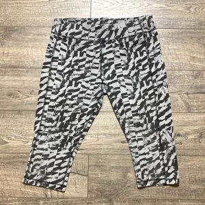 Dri More Black & Gray Cropped Athletic Workout Leggings